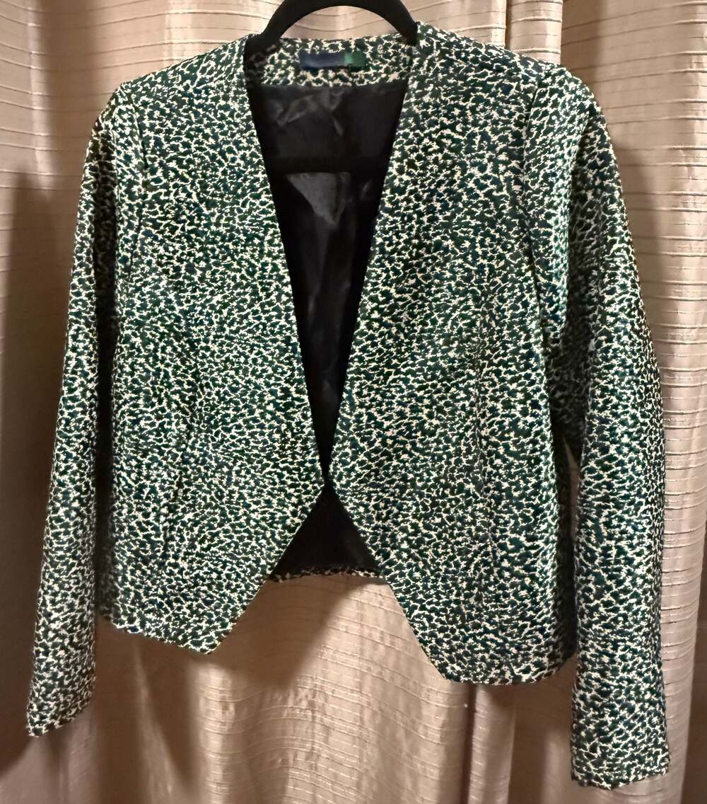 Banana Republic Green Animal Print Open Front Cropped Blazer Jacket